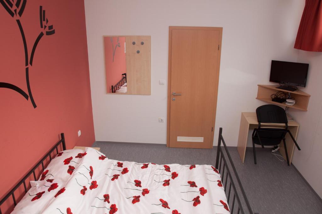 Hostel Velenje Pokój zdjęcie